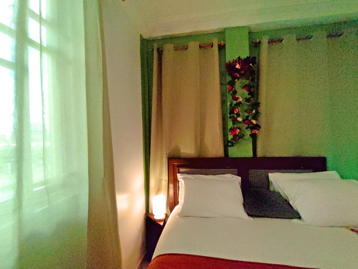 Hotel Ellisa Hospitality And Spa à Accra Extérieur photo