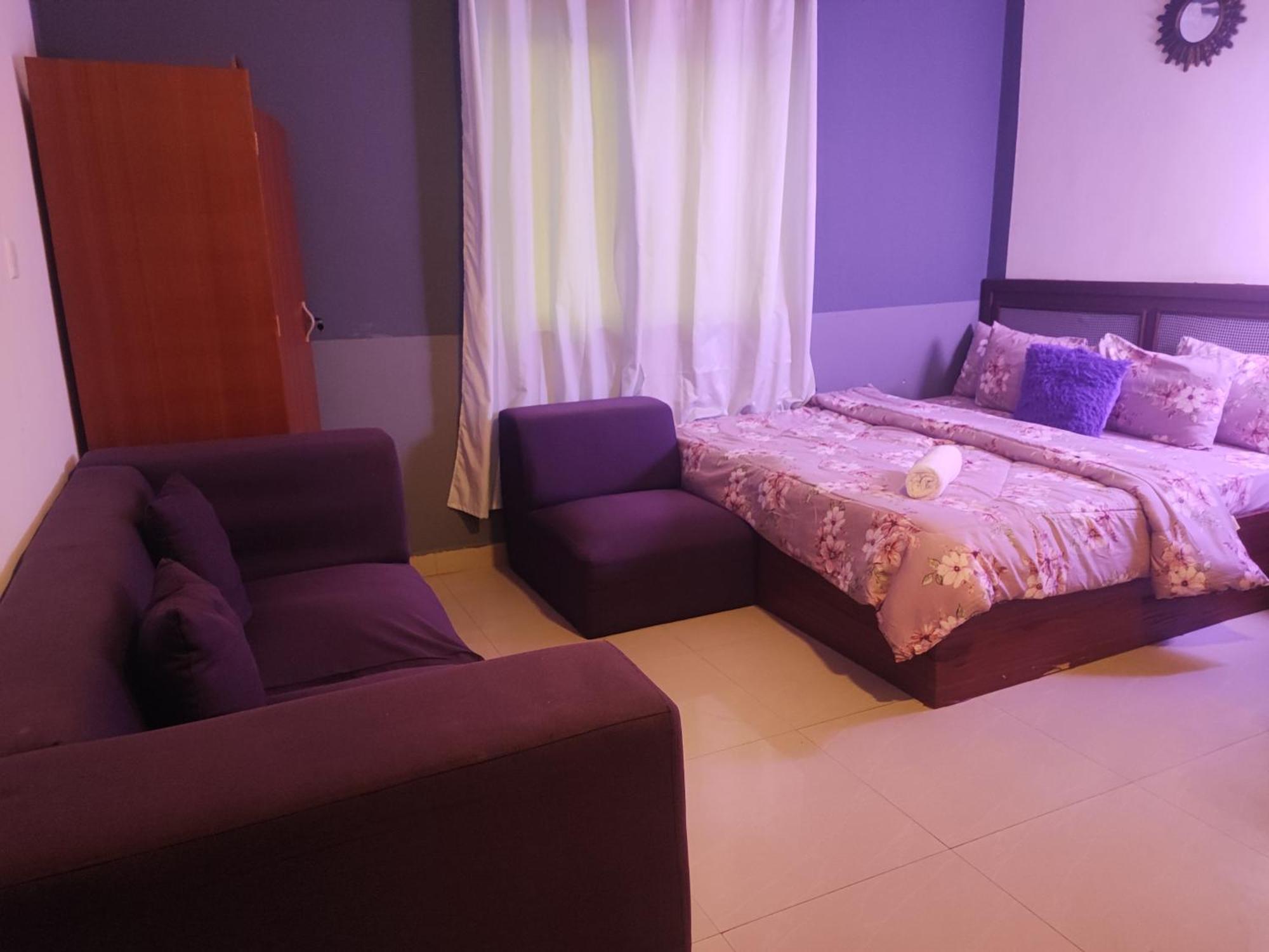 Hotel Ellisa Hospitality And Spa à Accra Extérieur photo