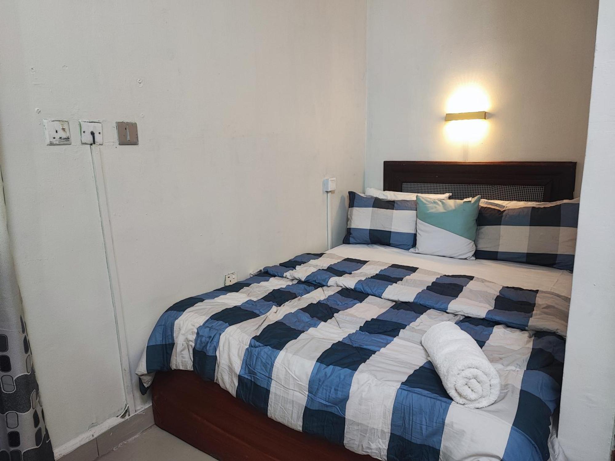 Hotel Ellisa Hospitality And Spa à Accra Extérieur photo